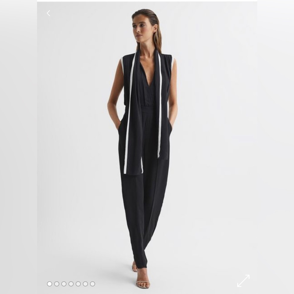 REISS Celine deep-v neck jump suit black with white detail
